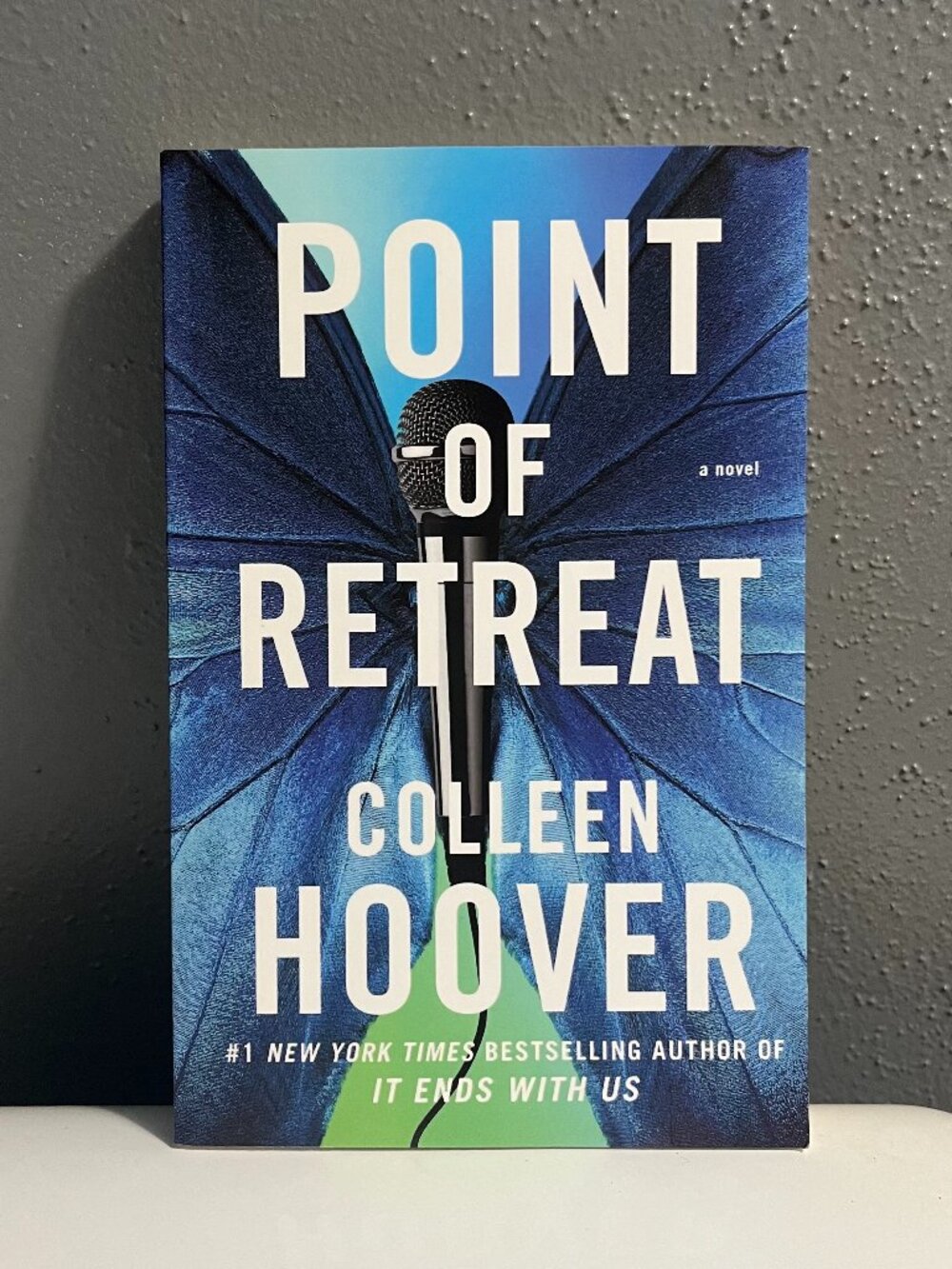 Point of Retreat - Colleen Hoover - Paperback Novel - LIKE NEW - Slammed Book 2